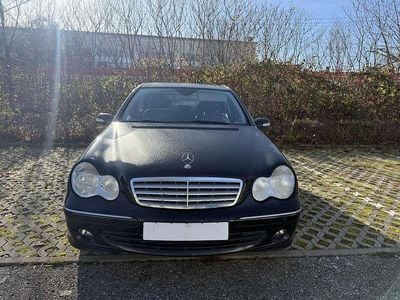 Mercedes C200