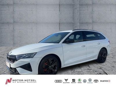 Gebraucht Skoda Octavia RS 265 PS (194 kW) 2025 Moonweiß perleffekt Kombi