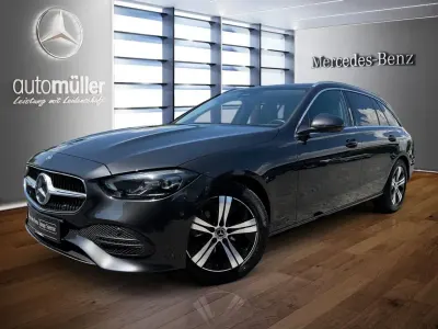 Gebraucht Mercedes C180 Avantgarde 170 PS (125 kW) 2023 Grau Limousine