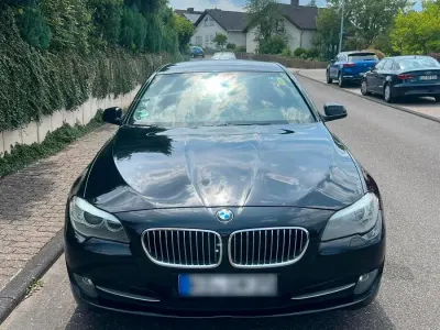 Gebraucht BMW 520 184 PS (135 kW) 2011 Schwarz Limousine