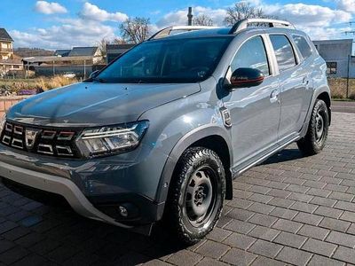 Gebraucht Dacia Duster Extreme 116 PS (85 kW) 2022 Grau SUV