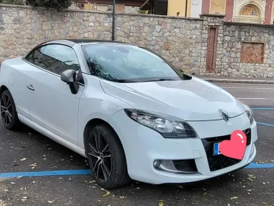 Gebraucht Renault Mégane Cabriolet GT 160 PS (117 kW) 2012 Weiß Cabrio