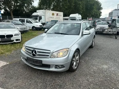 Gebraucht Mercedes C220 170 PS (125 kW) 2008 Iridiumsilber  metalliclack Kombi