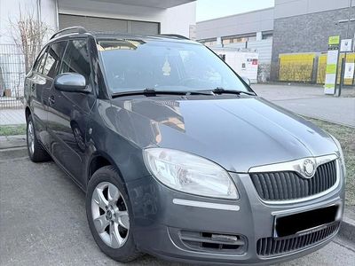 Gebraucht Skoda Fabia 80 PS (58 kW) 2009 Grau Kombi