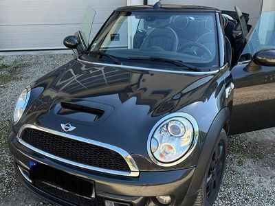 Mini Cooper SD Cabriolet