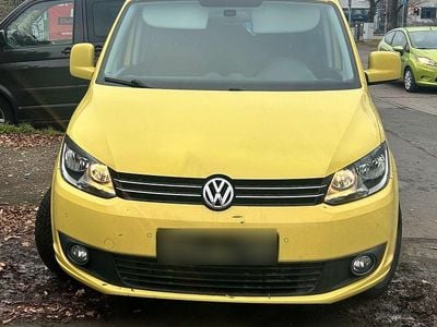 Gebraucht VW Caddy Maxi 109 PS (80 kW) 2013 Gelb Van / Kleinbus