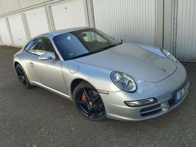 Porsche 911 Carrera