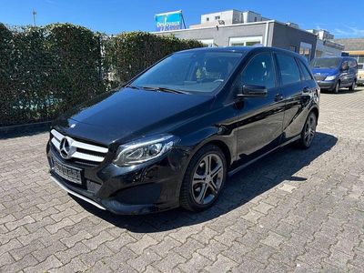 Usata Mercedes B180 109 CV (80 kW) 2015 Nero Monovolume