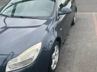 Gebraucht Opel Insignia 160 PS (117 kW) 2010 Blau Kombi