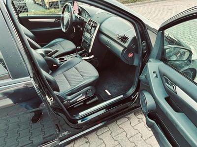 Mercedes A200