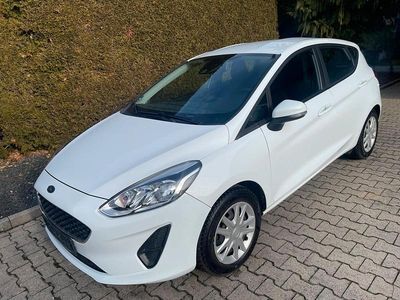 Gebraucht Ford Fiesta 71 PS (52 kW) 2018 Weiß Kleinwagen