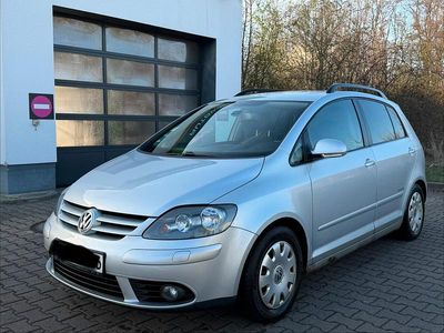 Gebraucht VW Golf VI United 105 PS (77 kW) 2009 Silber Kleinwagen