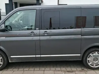 Gebraucht VW Multivan 2018 Grau Van / Kleinbus