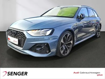 Gebraucht Audi RS4 Ambiente 470 PS (345 kW) 2023 Individuallackierungen audi exclusive Kombi