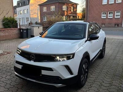 Usata Opel Mokka Business Elegance 131 CV (96 kW) 2022 Bianco SUV