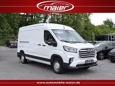 Maxus V90