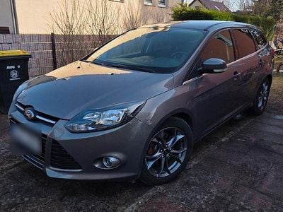 Gebraucht Ford Focus Titanium 163 PS (119 kW) 2013 Grau Kombi
