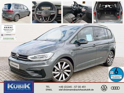 Delfingrau metallic Gebraucht 2024 VW Touran R-line Van / Kleinbus | 46.850 €