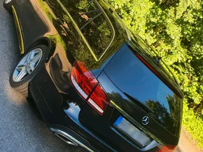 Gebraucht Mercedes E220 AMG 170 PS (125 kW) 2013 Schwarz Kombi