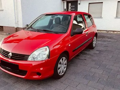 Usata Renault Clio II Campus 75 CV (55 kW) 2010 Rosso Utilitaria