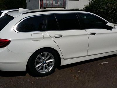 Gebraucht BMW 525 218 PS (160 kW) 2015 Weiß Kombi