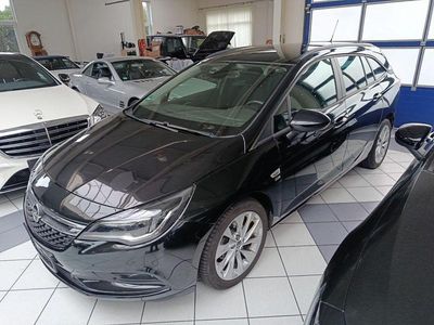 Schwarz Gebraucht 2019 Opel Astra Kombi | 9.990 € (Fairer Preis)