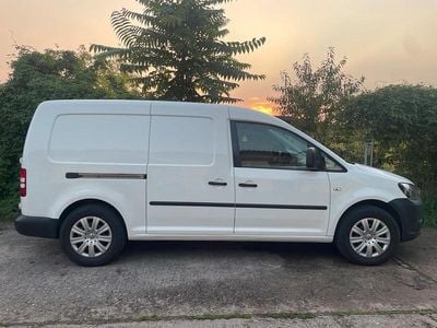 Weiß Gebraucht 2011 VW Caddy Van / Kleinbus | 10.000 € (Etwas zu teuer)