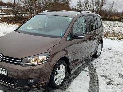 Gebraucht VW Touran Style 140 PS (102 kW) 2012 Braun Van / Kleinbus