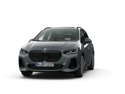 Gebraucht BMW 220 Active Tourer Comfort Edition 156 PS (114 kW) 2025 Van / Kleinbus
