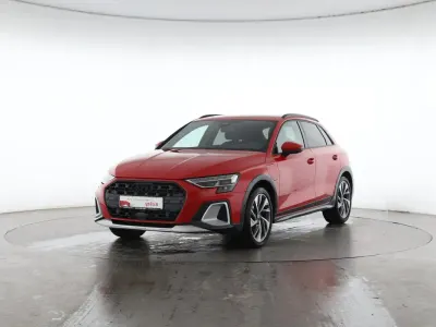 Gebraucht Audi A3 e-tron Ambiente 204 PS (150 kW) 2025 Progressivrot Kleinwagen