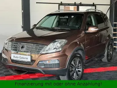 Gebraucht SsangYong Rexton 178 PS (130 kW) 2017 Braun SUV