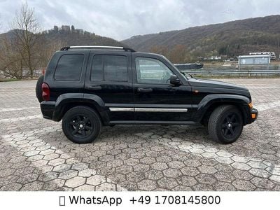 Gebraucht Jeep Cherokee Sport 163 PS (119 kW) 2006 Schwarz SUV