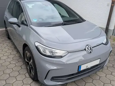 Gebraucht VW ID.3 Pro 150 kW (204 PS) 2023 Grau Kleinwagen