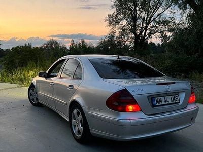 Mercedes E270