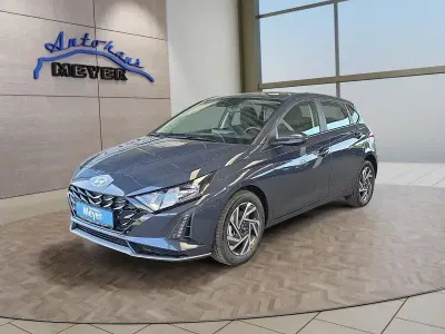 Neu Hyundai i20 90 PS (66 kW) 2026 Aurora grey Kleinwagen