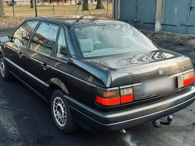 Gebraucht VW Passat 92 PS (67 kW) 1991 Schwarz Limousine