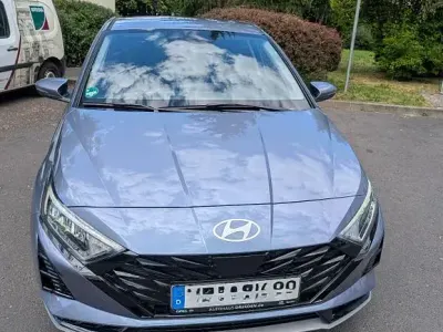 Gebraucht Hyundai i20 Prime 120 PS (88 kW) 2024 Blau Kleinwagen