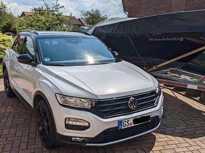 Second-hand VW T-Roc Sport 190 CP (139 kW) 2021 Alb SUV