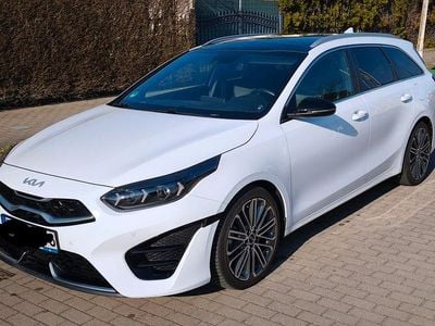 Gebraucht Kia Ceed Sportswagon GT-Line 160 PS (117 kW) 2023 Weiß Kombi