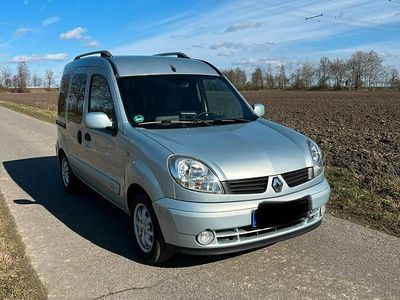 Gebraucht Renault Kangoo 70 PS (51 kW) 2005 Silber Van / Kleinbus