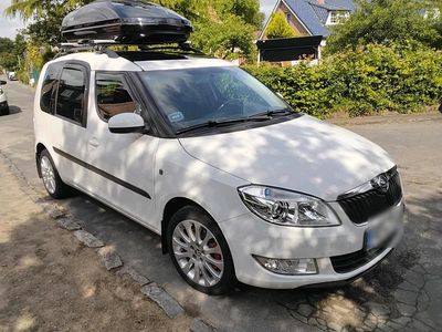 Gebraucht Skoda Roomster 105 PS (77 kW) 2014 Weiß Van / Kleinbus