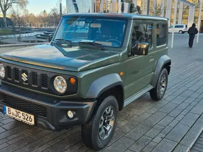 Gebraucht Suzuki Jimny Comfort+ 102 PS (75 kW) 2019 Grün SUV