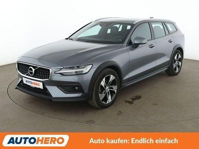 Second-hand Volvo V60 CC 190 CP (139 kW) 2019 Gri Break