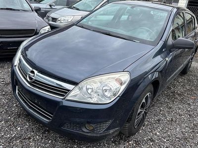 Gebraucht Opel Astra 90 PS (66 kW) 2009 Grau Limousine