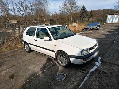 Gebraucht VW Golf 90 PS (66 kW) 1992 Weiß Coupé