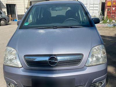 Usata Opel Meriva 105 CV (77 kW) 2006 Argento Monovolume