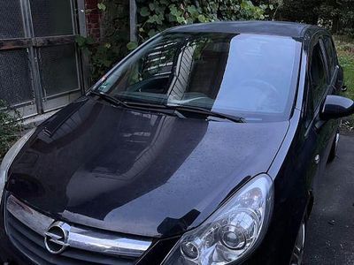 Schwarz Gebraucht 2008 Opel Corsa Limousine | 700 € (Guter Preis)