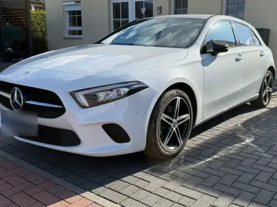 Gebraucht Mercedes A250 218 PS (160 kW) 2021 Weiß Limousine