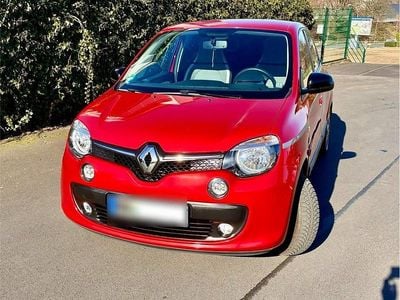 Second-hand Renault Twingo 69 CP (50 kW) 2019 Roșu Hatchback
