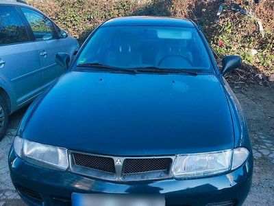 Gebraucht Mitsubishi Carisma 100 PS (73 kW) 1997 Grün Limousine